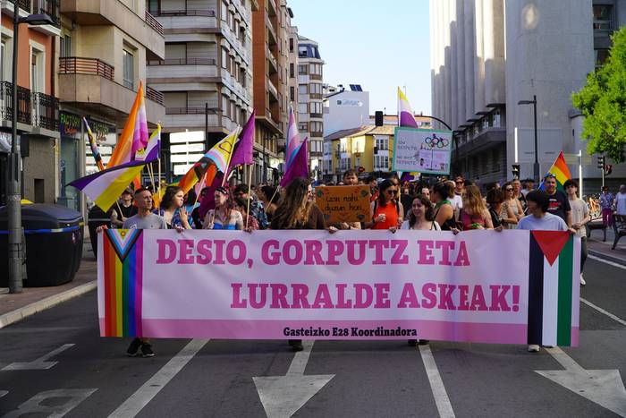 Desio, gorputz eta lurralde askeak aldarrikatu dituzte E28ko manifestazioan