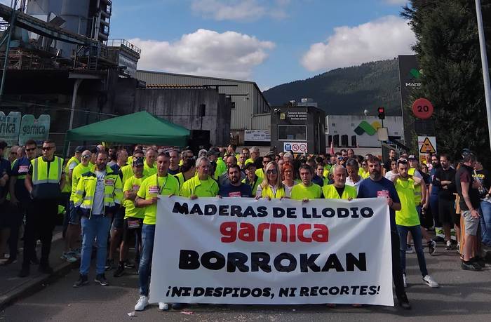 Babes handia jaso dute Maderas de Llodioko langileek