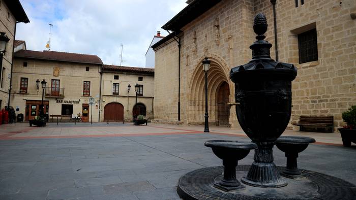 PPk "bazterketa" dakusa trebiñarrei EHUn ikasteko diruz laguntzeko aukeran