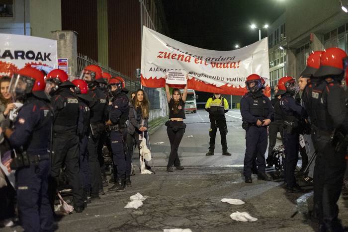 2.500 euroko isuna ezarri die Ertzaintzak sei aiaraldearri, iazko greba feminista orokorragatik