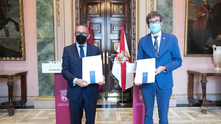 Espazio publikoa hobetzeko 2,5 milioi euro emango dizkio Aldundiak Gasteizko Udalari