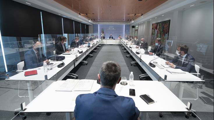 Ostiralean osasun larrialdia aktibatu eta LABIren bilera deituko du Urkulluk