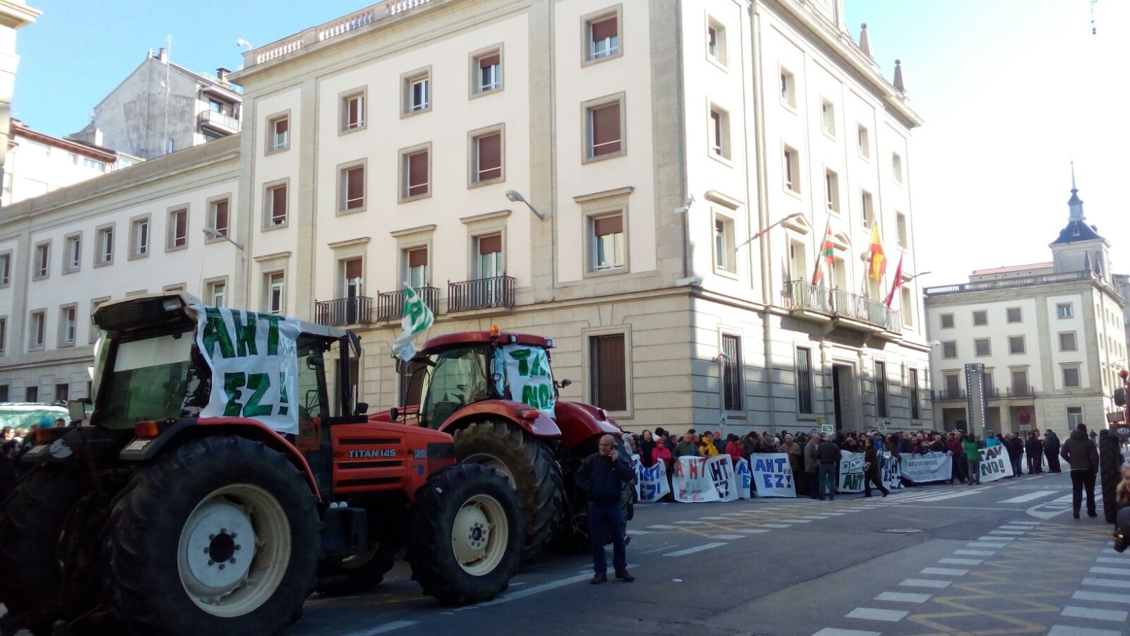 AHTaren aurkako manifestazioa egingo dute bihar Agurainen