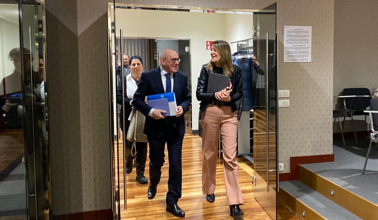 Ramiro Gonzalezek esan du Aiaraldea ez dela inbertsiorako erakargarria lan gatazken ondorioz
