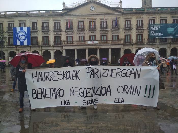 Haurreskolak Partzuergoko langileen grebak %65eko jarraipena izan du