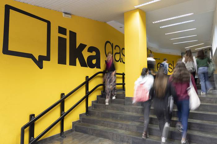 Neguan ere euskara ikasteko ikastaroak eskainiko ditu Gasteizko IKAk