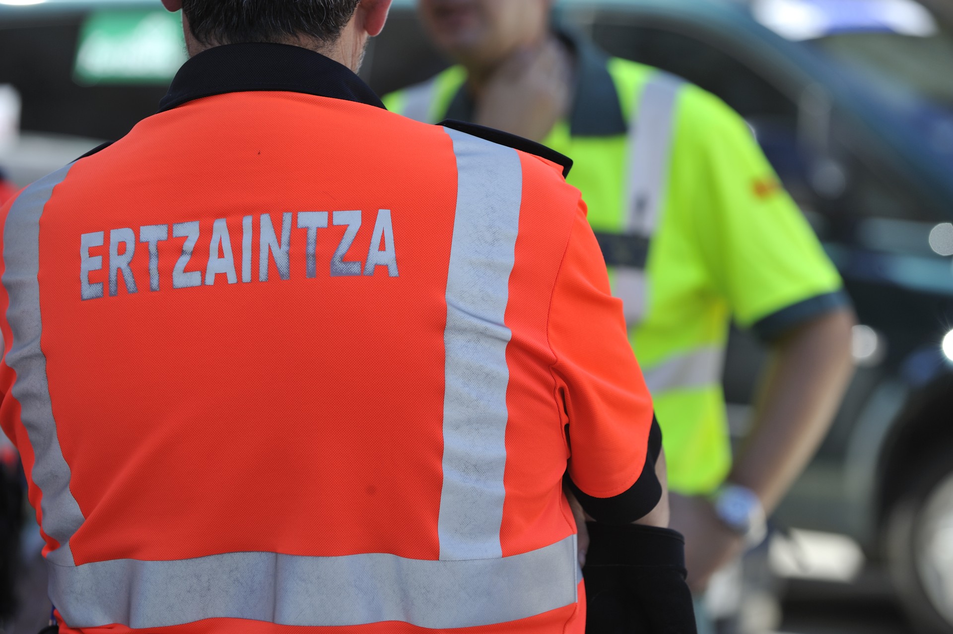 Lapurreta boladaren aurrean ohartarazi du Ertzaintzak