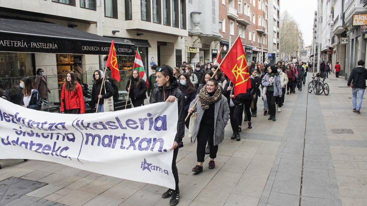 Hezkuntza eredua "iraultzea" eskatu du Ikamak gaurko mobilizazio egunean