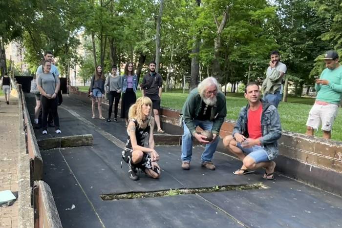 Judimendiko bolatokia konpontzea exijitu diote Gasteizko Udalari