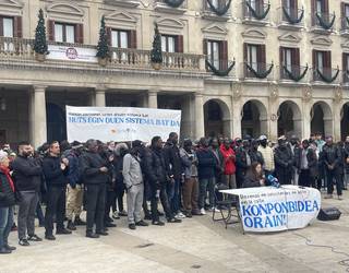 Gasteizen asiloa eskatzeko zain dauden maliarretako batzuk harrera baliabideetara bideratuko dituzte