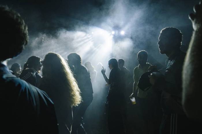 Harrika kolektiboak barnera begiratzeko geldialdia egingo du