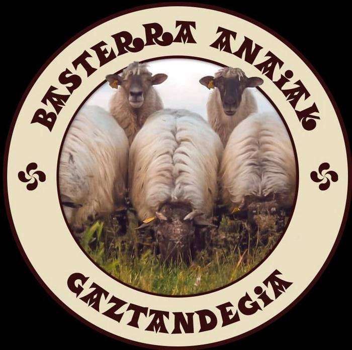 Basterra Anaiak logotipoa
