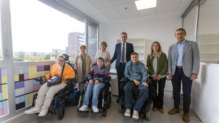 Bizimodu Independentearen Bulegoa inauguratu dute