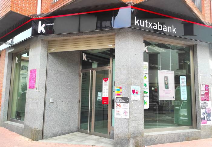 Kutxazainak eta bizuma etengo ditu Kutxabankek larunbat honetan