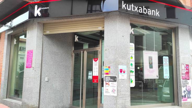 Kutxazainak eta bizuma etengo ditu Kutxabankek larunbat honetan