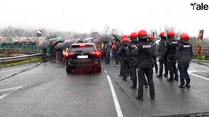 Erabateko jarraipena Tubos Reunidoseko hirugarren greba egunean