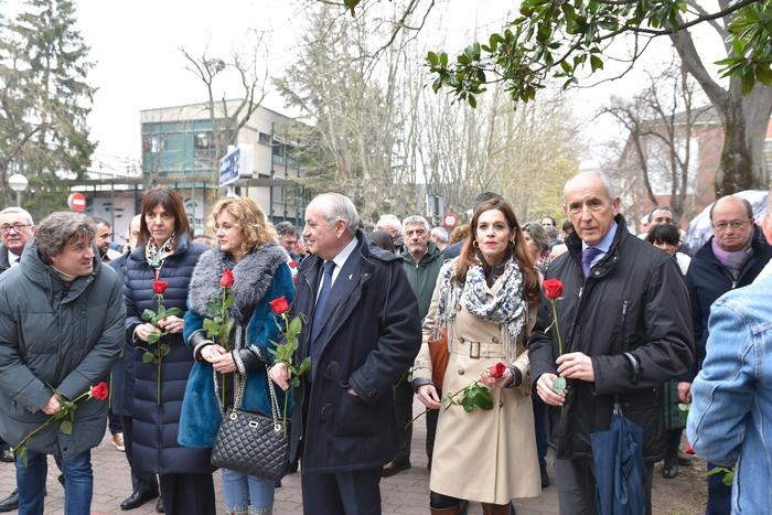 Omenaldi bateratua Fernando Buesa eta Jorge Diezi