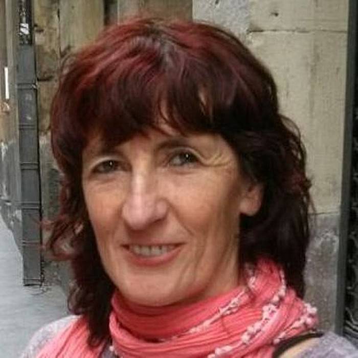 Komunikazio informalak ere badu generoa