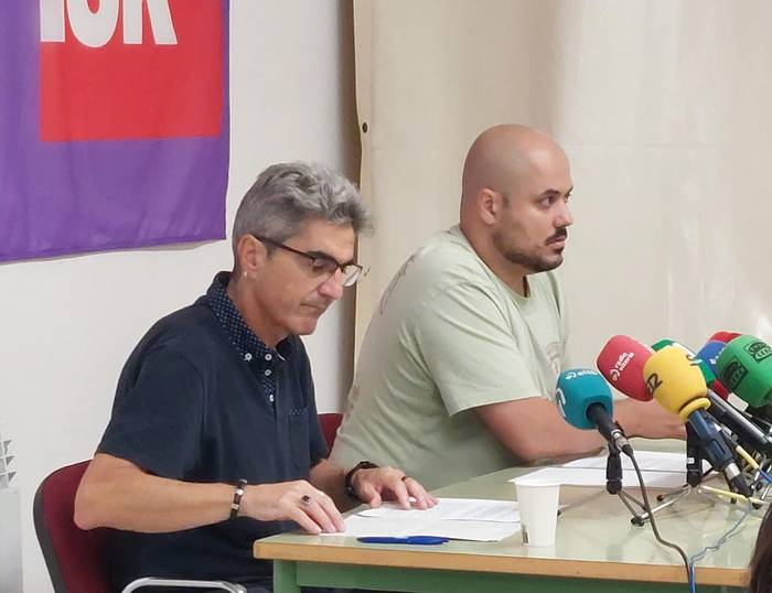 ESK sindikatuak salatu du anbulantziak geldirik daudela langileen kontratazio faltagatik