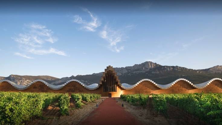 Diru laguntzen %76 bost upategiren esku izan da azken bost urteetan