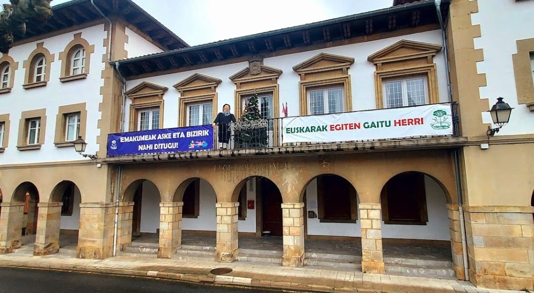 Legutioko udal gobernuaren "neurri murriztaileak" salatu ditu EH Bilduk