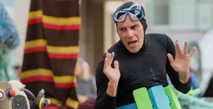 "Agurea, urpekaria eta itsasoa", Hortzmuga