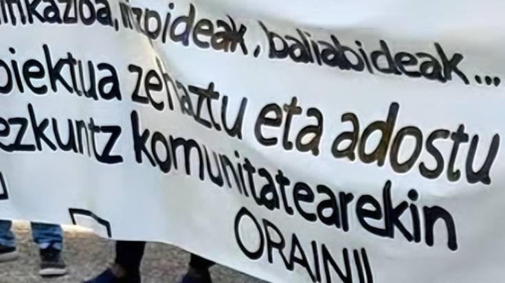 Adurtza Ikastolak eta San Ignaciok kezka agertu dute fusioaren aurrean