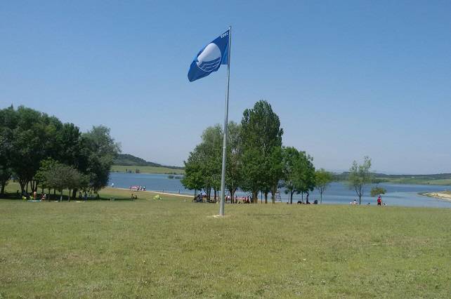 Garaio eta Landako hondartzek bandera urdina izango dute aurten ere