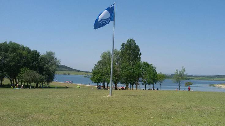 Garaio eta Landako hondartzek bandera urdina izango dute aurten ere