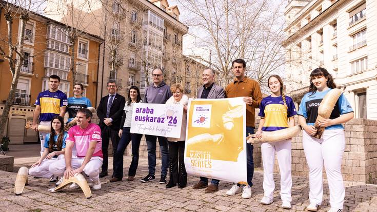 Araba Euskaraz Jai Alai txapelketaren laugarren edizioa aurkeztu dute