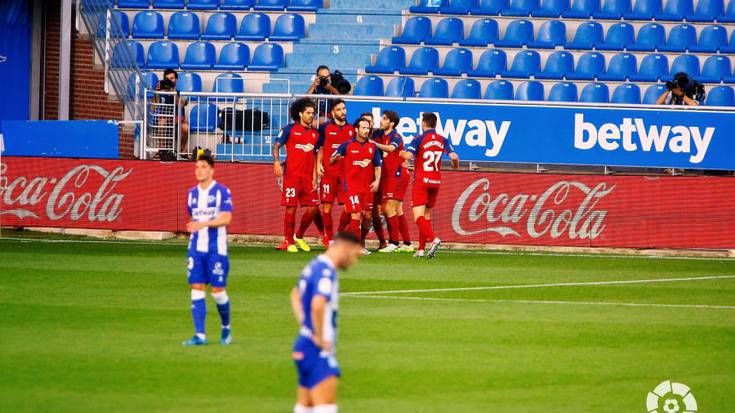 Alavesek burua altxatu gabe jarraitzen du