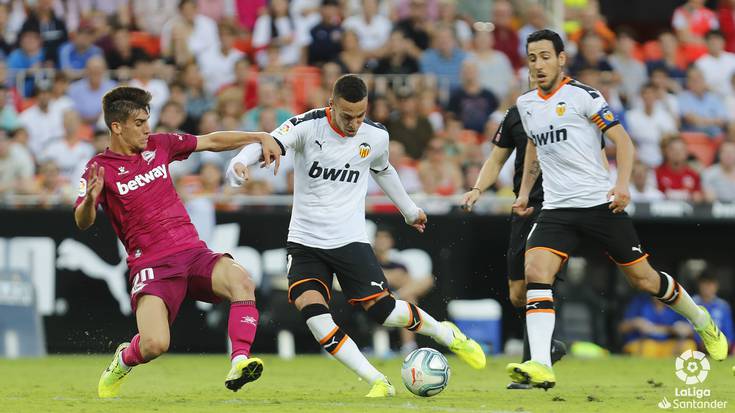 Alavesek itxura ona eman du, baina punturik ez