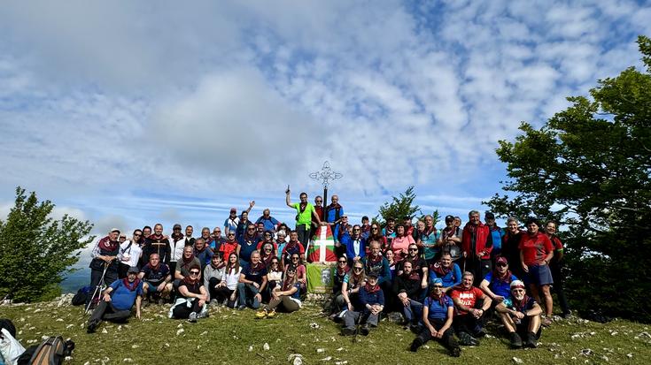 Itxoganak gurutzea estreinatu du