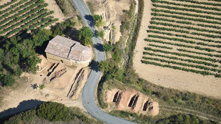 Erdi Aroko "botere gune" bat azaleratu dute Bastidan