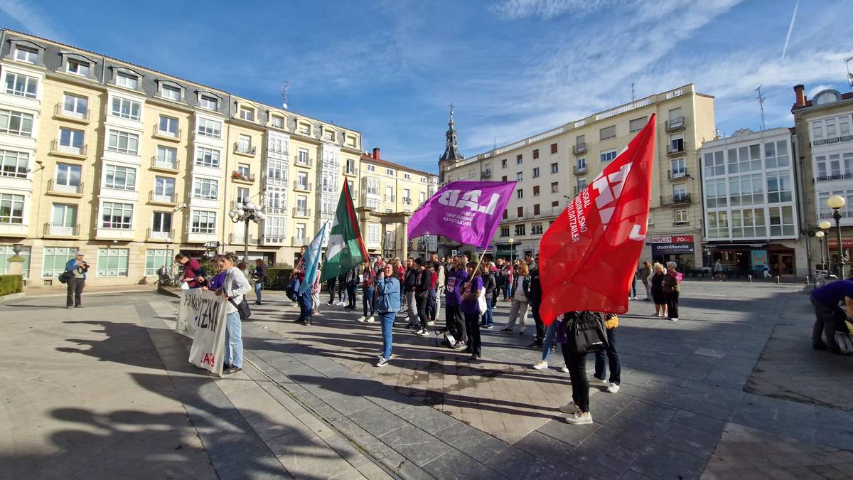 Erresidentzietan blokeoa gainditzeko proposamena aurkeztu dute sindikatuek