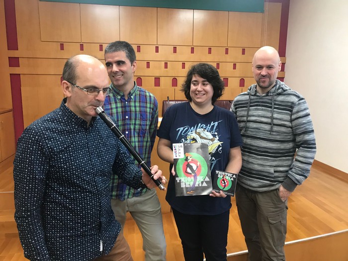 'Txistuka Berria' lan didaktikoa argitaratu du Folklore Akademiak