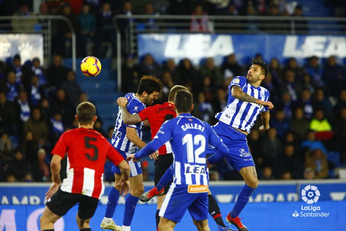 Alavesek eta Athleticek gol aukerarik gabeko derbia jokatu dute