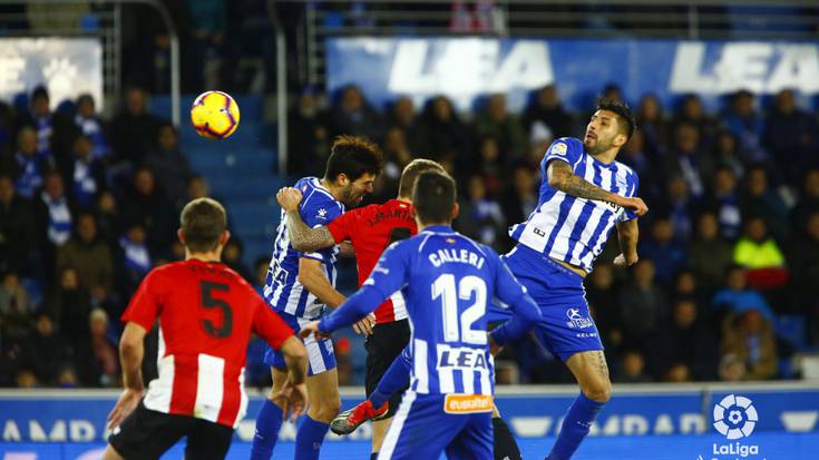 Alavesek eta Athleticek gol aukerarik gabeko derbia jokatu dute