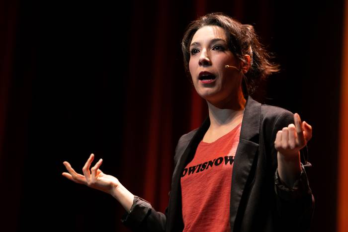 Irri Barra gauak: 'Bikote bila, zenbat komeri!', Alazne Etxeberria