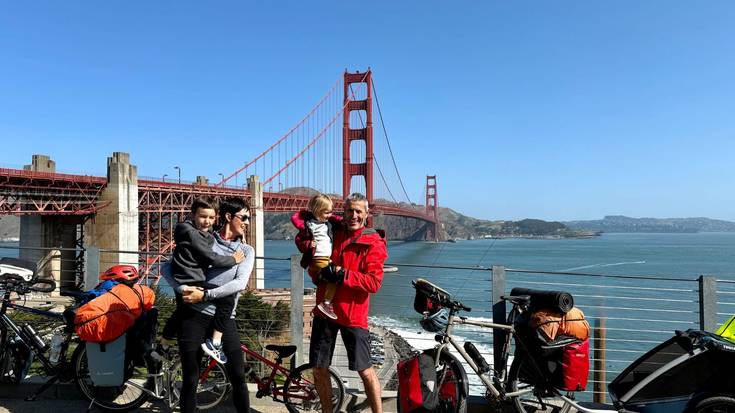 "Bizikletaz joanda bertako kultura usaintzen da benetan"