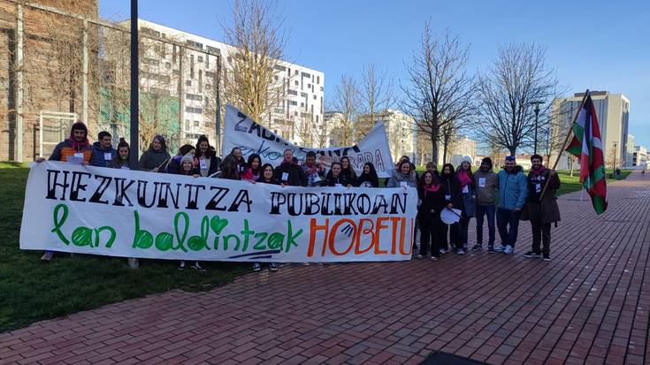 Hezkuntza publikoko irakasleen lanuztearen "jarraipen zabala" nabarmendu dute sindikatuek