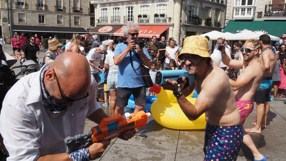 Azken goiza erre dute gasteiztarrek