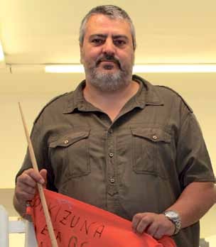 "Añanan ekimenak behar dira euskara ikusarazteko"