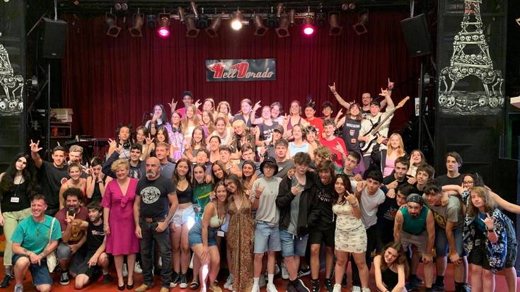 Hell Dorado, gazteenen rock topalekua