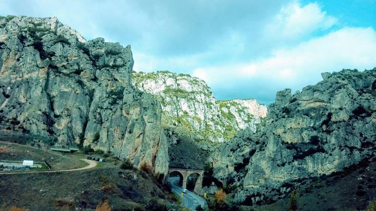 Gasteiz eta Burgos arteko AHTaren obren lizitazioa zabaldu dute