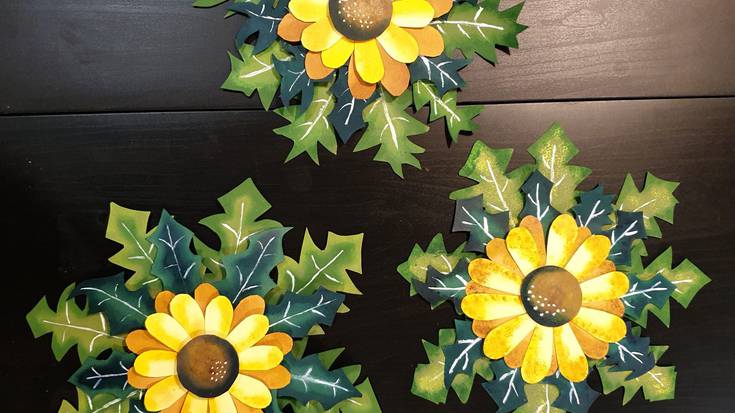 [DONA DONA KATONA]  Eguzki-loreak eta San Juan sua