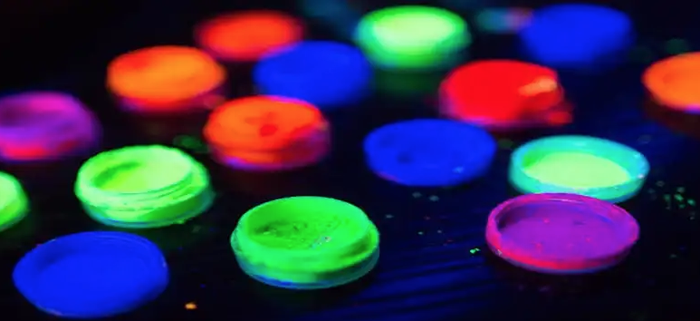 Artelanak margo fluoreszentearekin