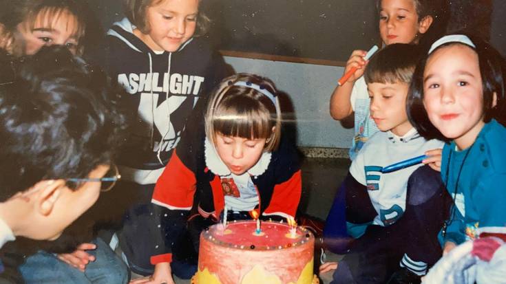 Umandi ikastolari buruzko argazki erakusketa