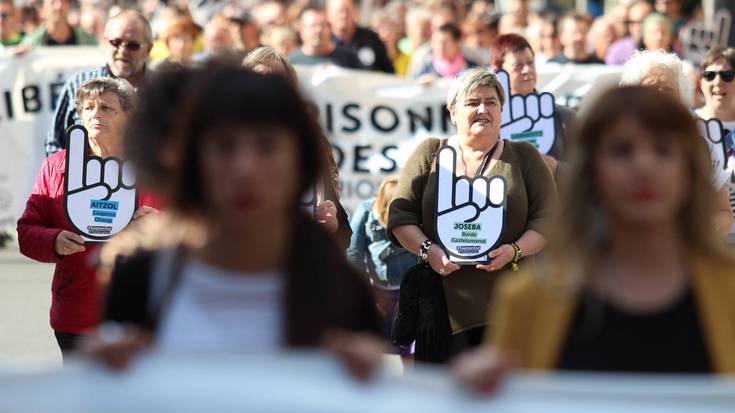 Sakabanaketaren aurka azaldu dira Arabako Batzar Nagusiak