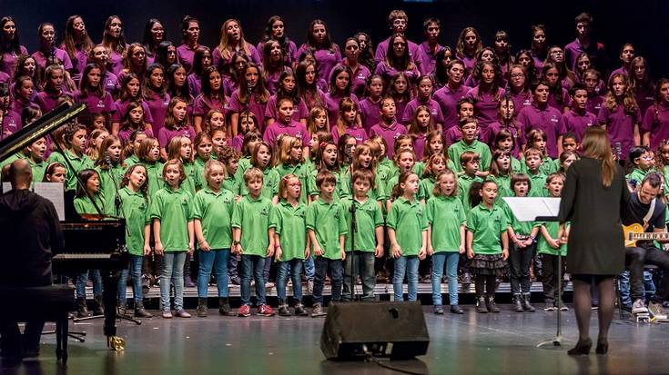 'Amona, zer da abestea?', Arabatxo haur abesbatza